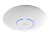 Imagen de Ubiquiti UniFi AP-AC Pro - Punto de acceso inalámbrico - Wi-Fi - 2.4 GHz, 5 GHz - alimentación cc