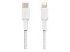 Imagen de Belkin BOOST CHARGE - Cable Lightning - USB-C (M) a Lightning (M) - 1 m - blanco - suministro de potencia USB (18W) - para Apple iPad/iPhone/iPod (Lightning)